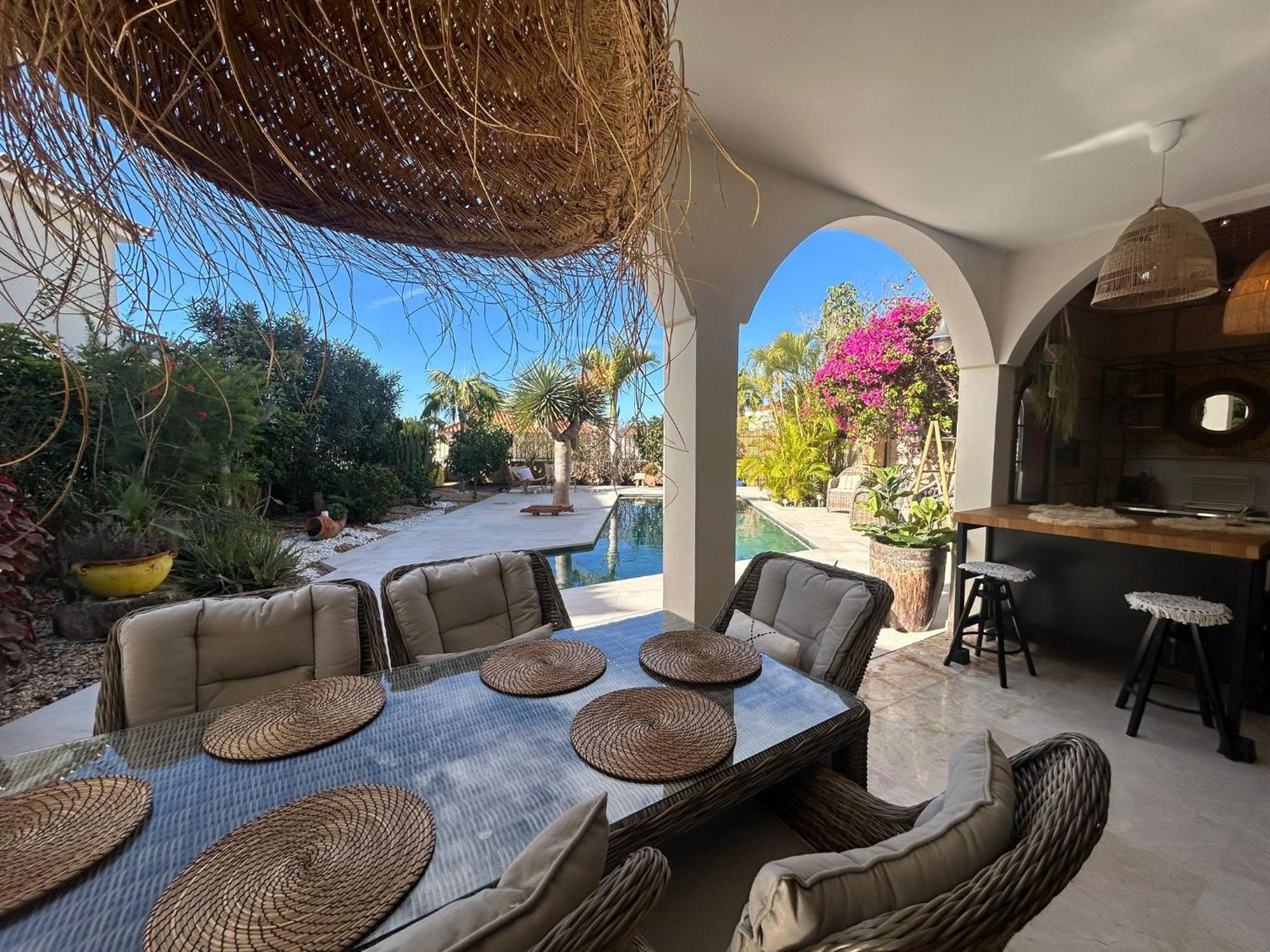 Villa Ibiza - Beautiful House With Private Pool Chayofa Εξωτερικό φωτογραφία