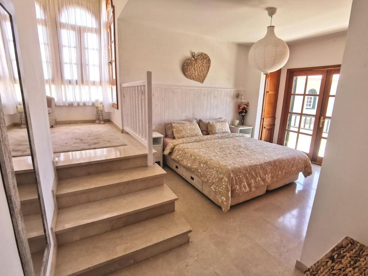 Villa Ibiza - Beautiful House With Private Pool Chayofa Εξωτερικό φωτογραφία