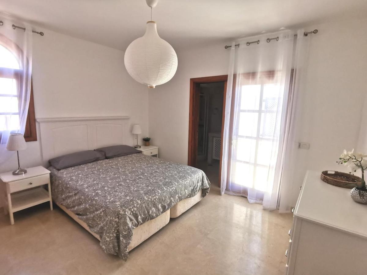 Villa Ibiza - Beautiful House With Private Pool Chayofa Εξωτερικό φωτογραφία